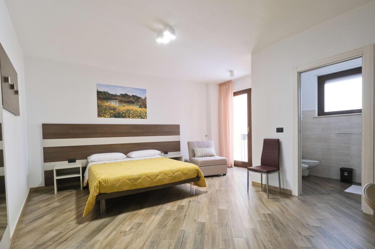 Il Porto Affittacamere B&B Brindisi Buitenkant foto