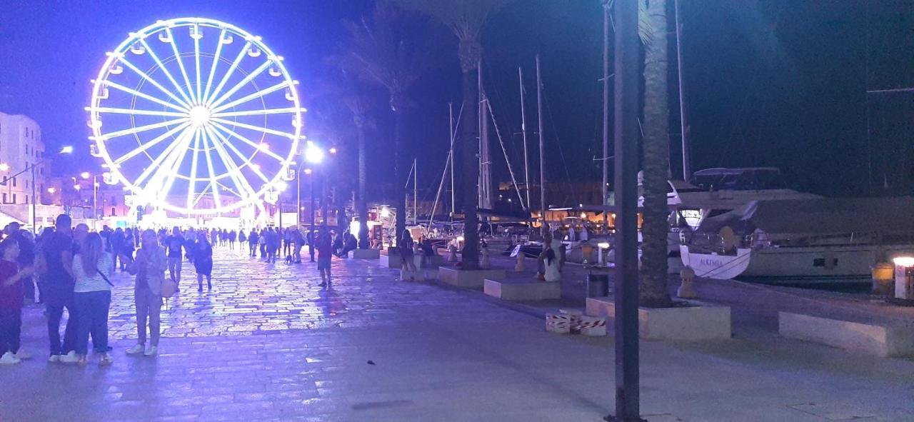 Il Porto Affittacamere B&B Brindisi Buitenkant foto