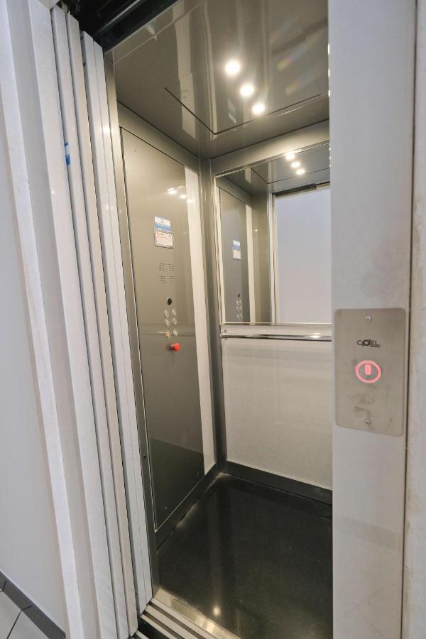 Il Porto Affittacamere B&B Brindisi Buitenkant foto
